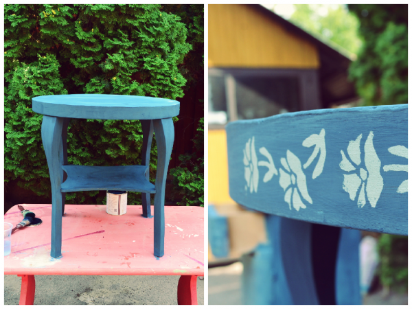 Szín: Aubusson blue, stencil: Annie Sloan flower string